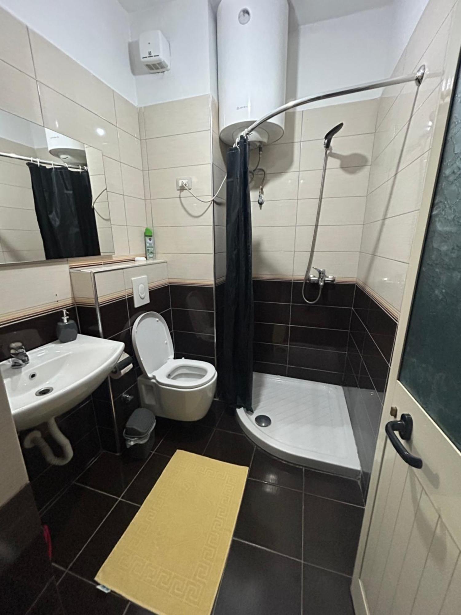 A&x Cozy And Tranquil - 24h Self Check-in * Tirana